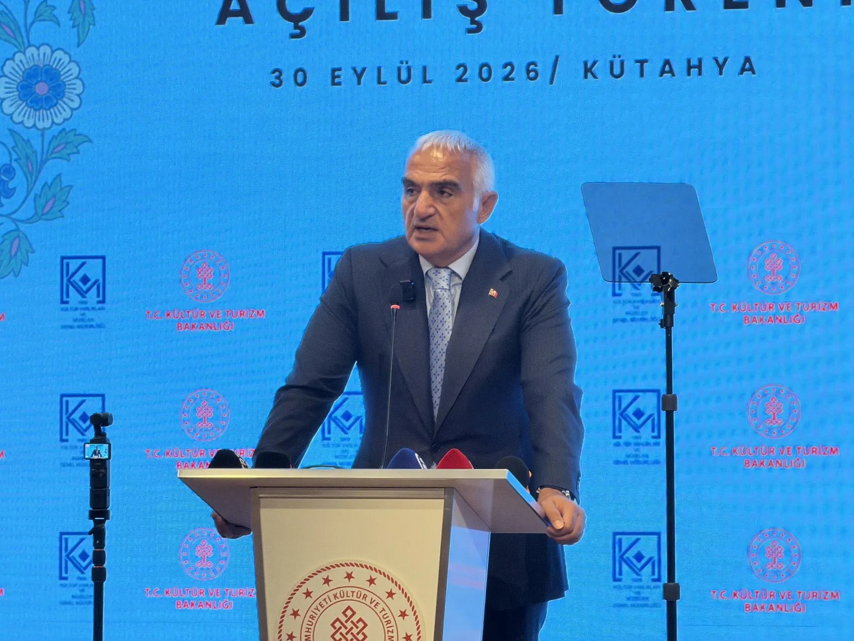 Bakan Ersoy'dan Kütahya'da dev turizm vizyonu: Rekorlar kırıldı, sıra zirvede