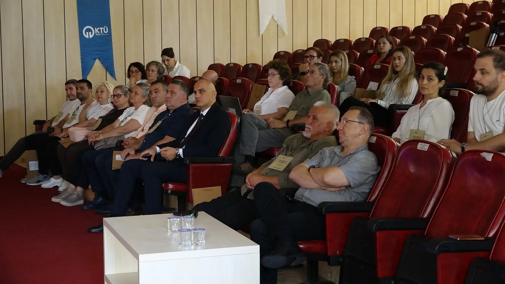 Karadeniz'de alarm zilleri çalıyor: Yaşam alanı yarı yarıya azaldı