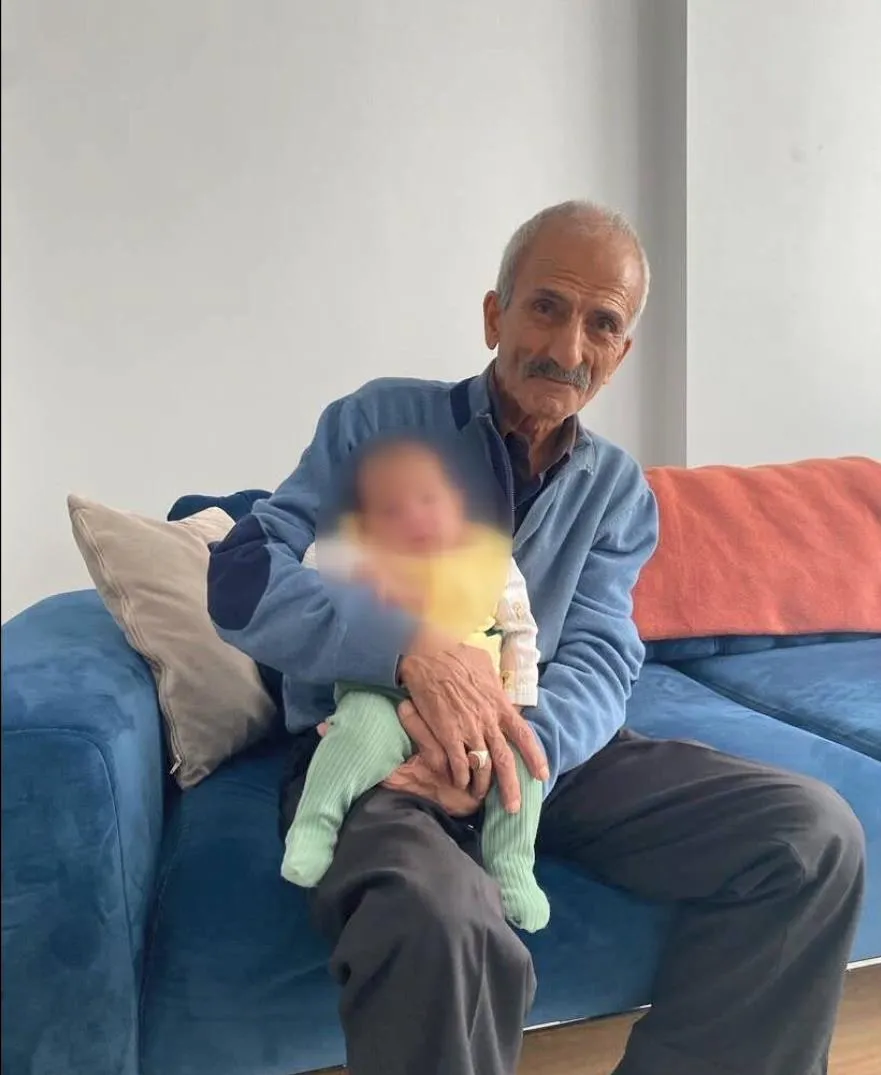 75 yaşındaki adama servis dehşeti: Yol vermediği iddiasıyla yumruklayıp kaldırıma savurdu
