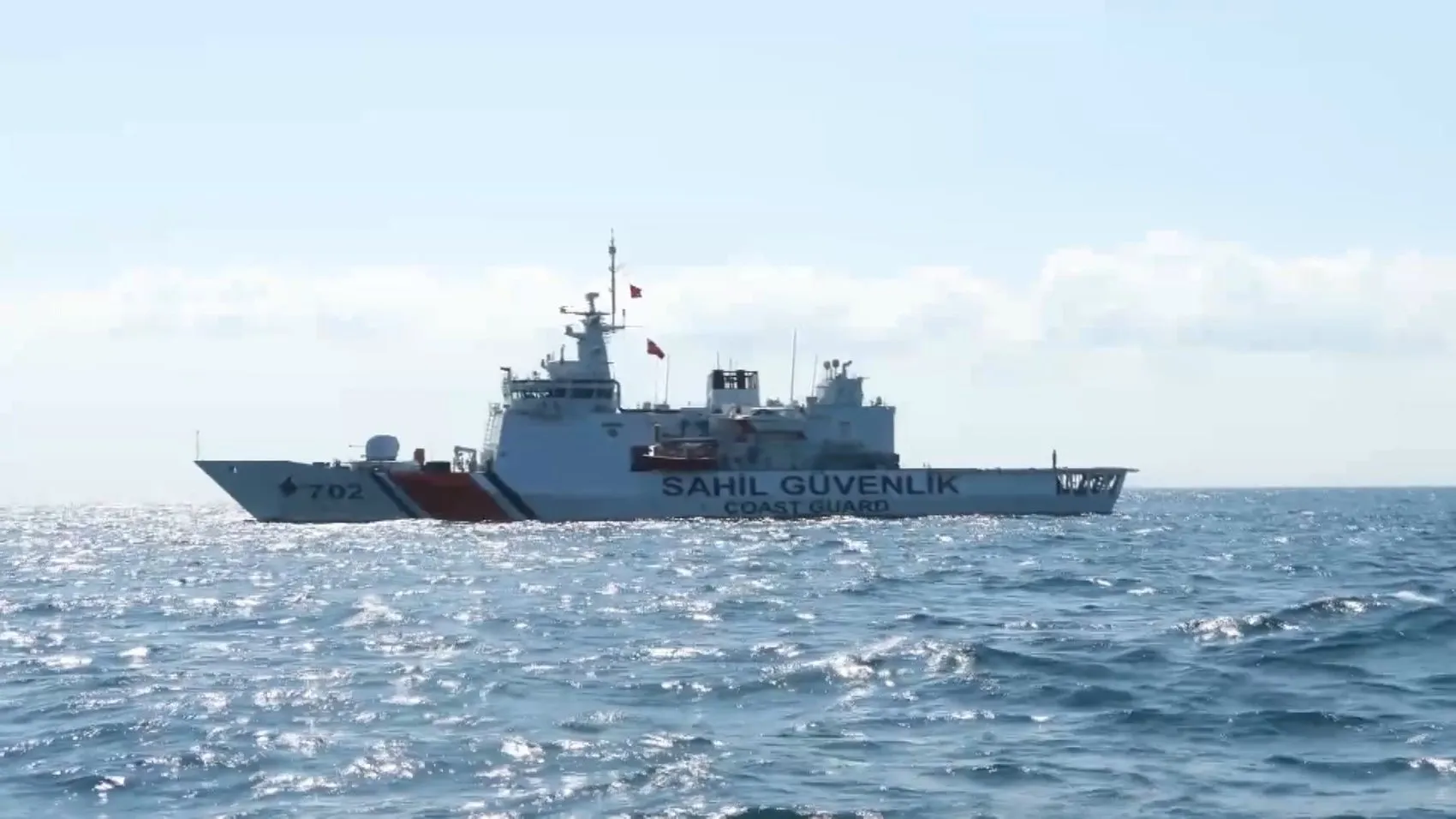 Marmara'nın derinliklerinde zamana karşı yarış: 10 denizciyi arama çalışmaları sürüyor