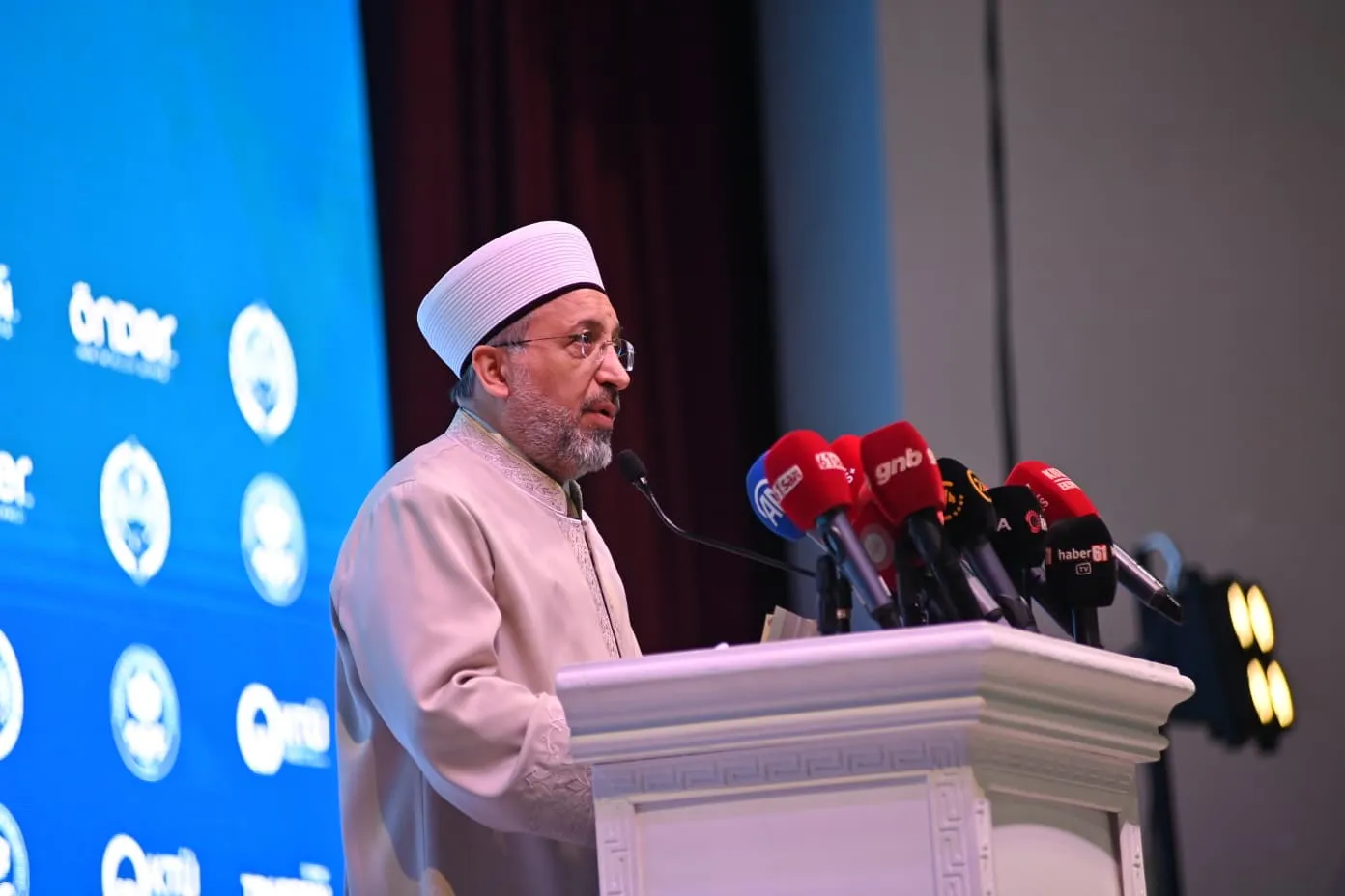 Bakan Tekin'den İmam Hatip vurgusu: Söndürülmek istenen kandil yeniden tutuştu
