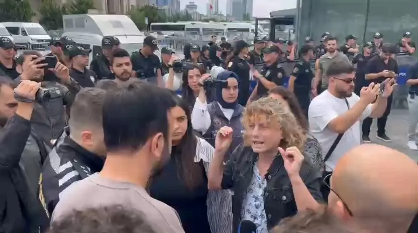 Adliye önünde gergin bekleyiş: Operasyon protestosunda 22 kişi gözaltına alındı