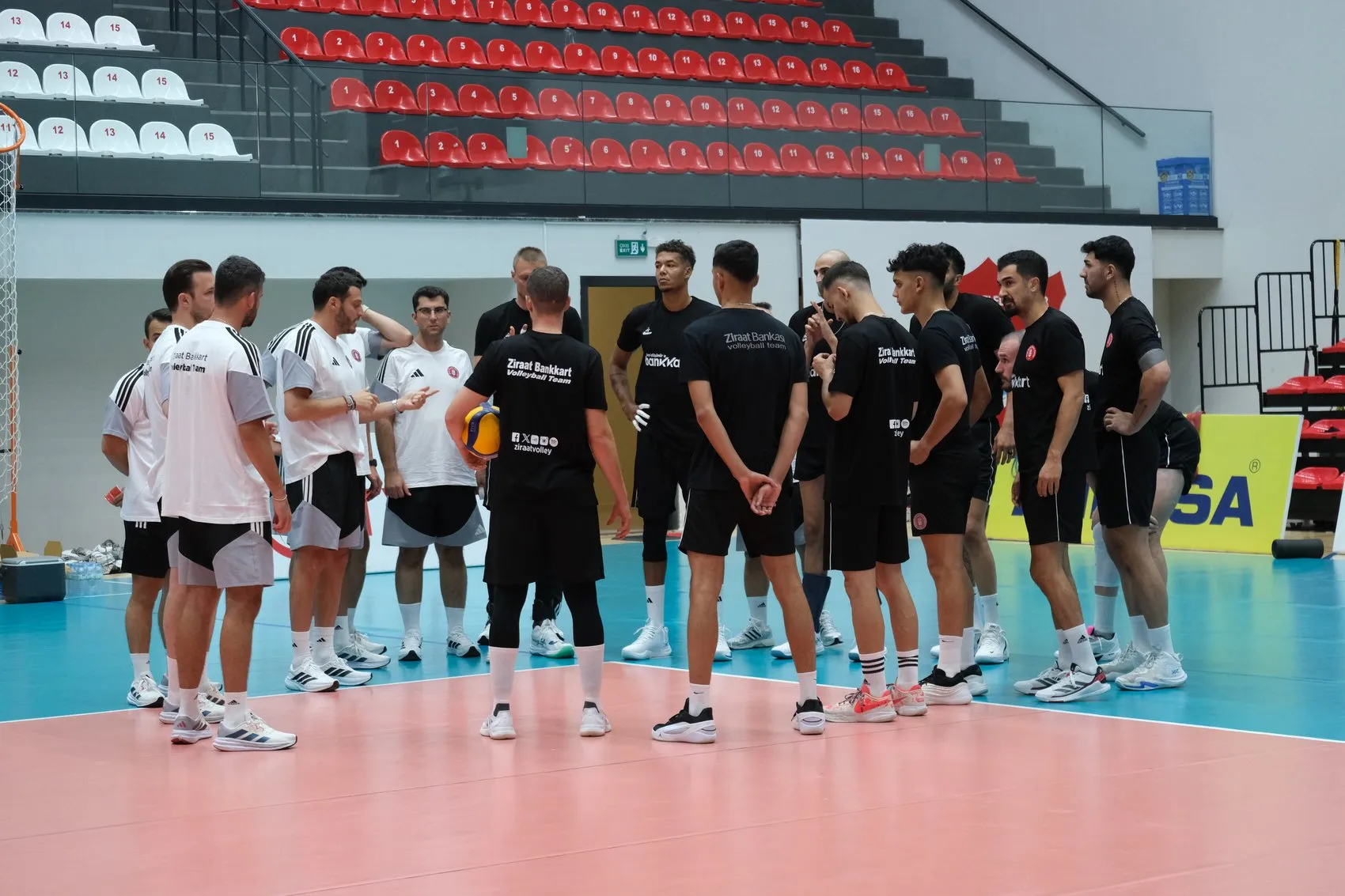 Efeler Ligi'nin iki dev ismi Alanya'da güçlerini birleştirdi