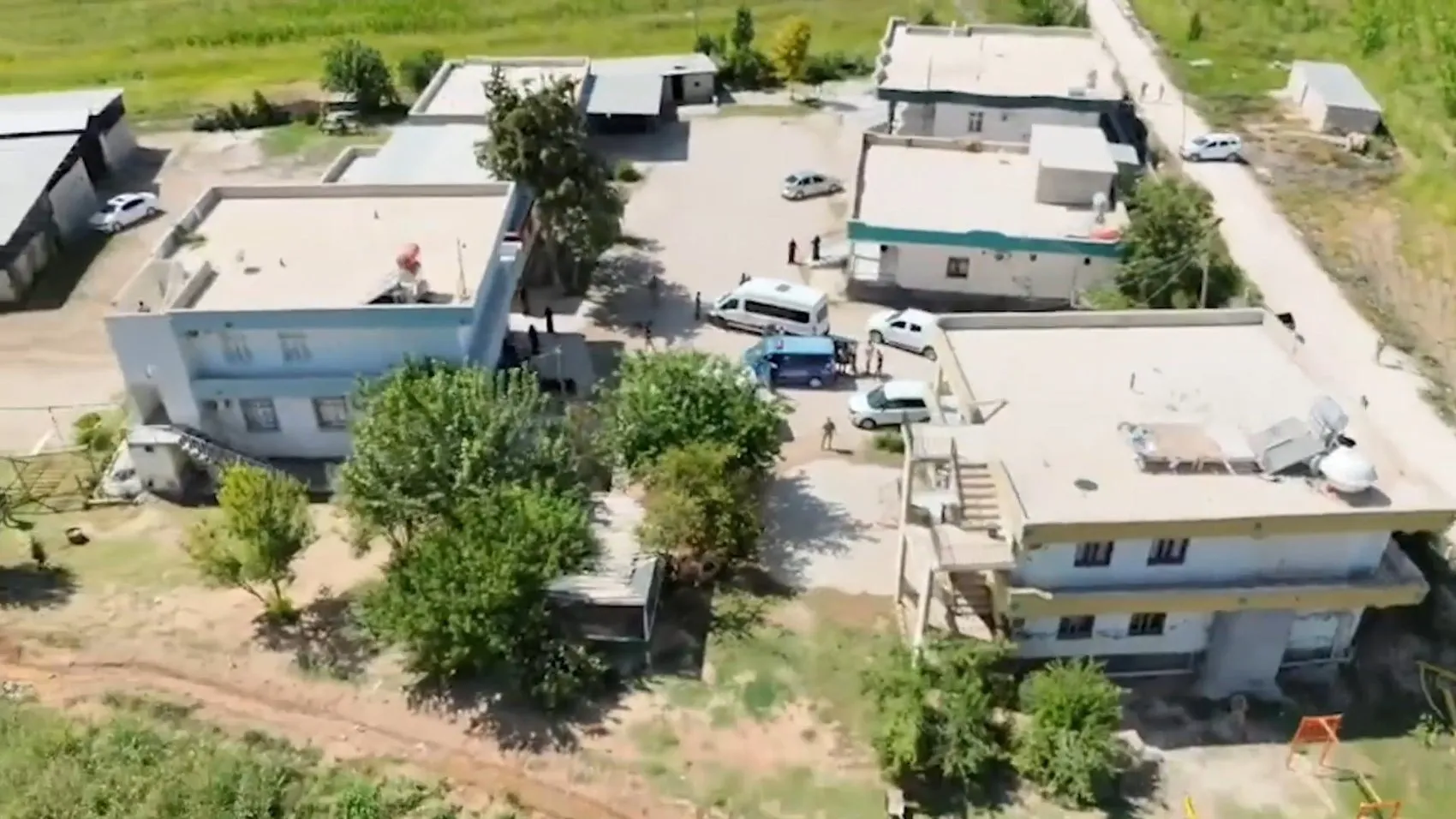 Jandarma dronla havadan iz sürdü: Mısır tarlasında kıskıvrak yakalandılar