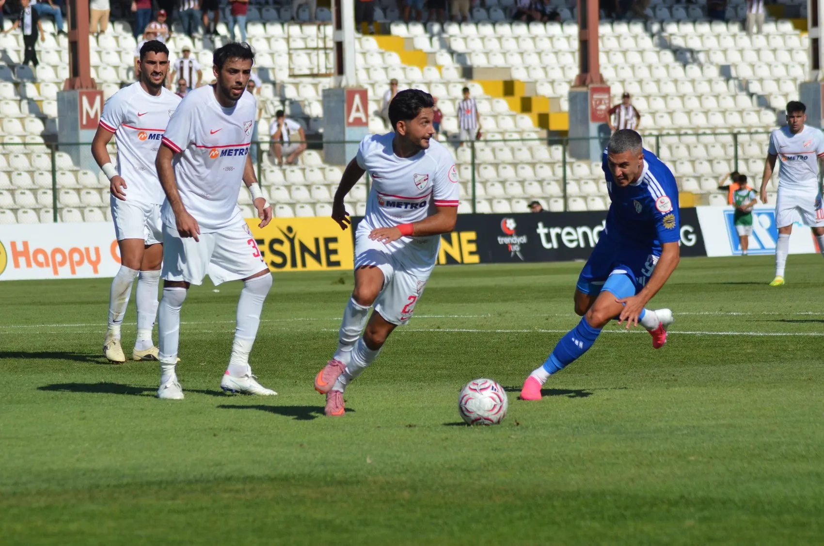 Bandırma'da Gol Şov: Rakibine Nefes Aldırmadı