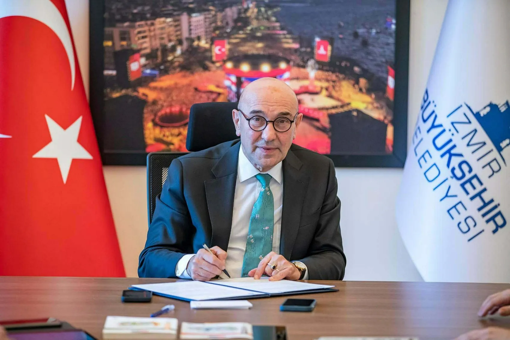 İzmir'deki kentsel dönüşüm dosyasında büyük şok: Soyer ve Aslanoğlu için hapis istemi