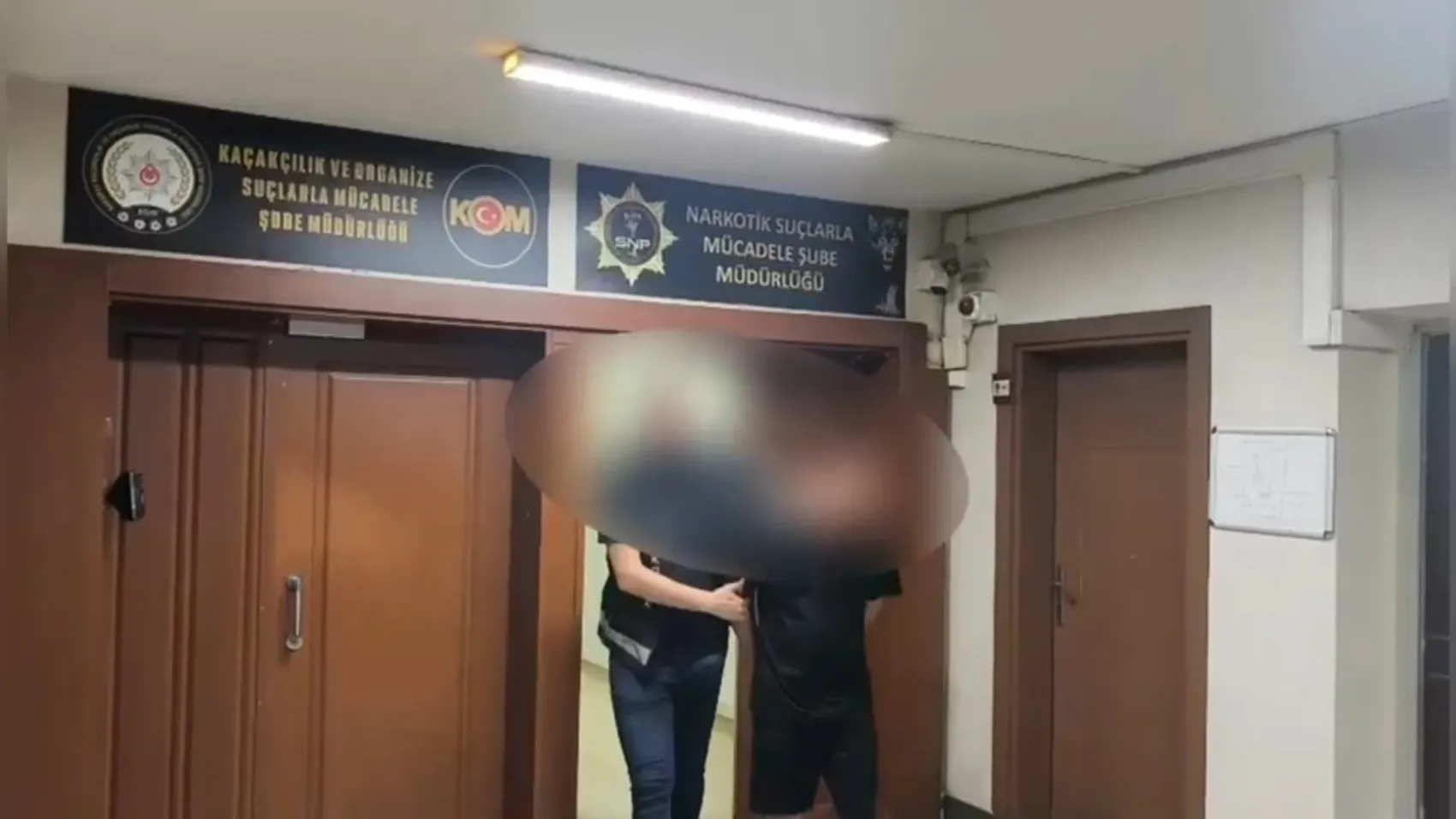 Sakarya'da zehir tacirlerine eş zamanlı darbe: Üç ilçede üç tutuklama
