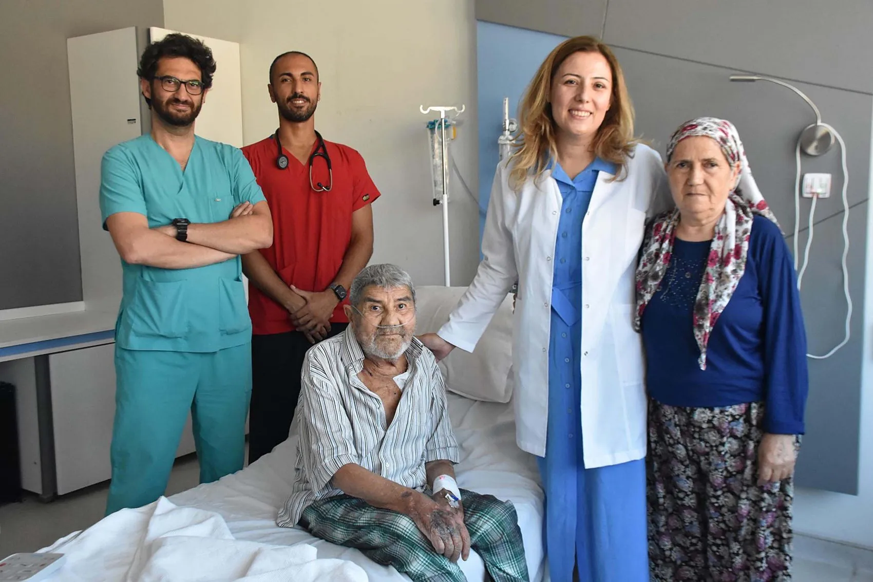 Tıkanan damarlar umutları tüketmişti: İmkansız denilen kalp kapağı operasyonunda mucize yöntem
