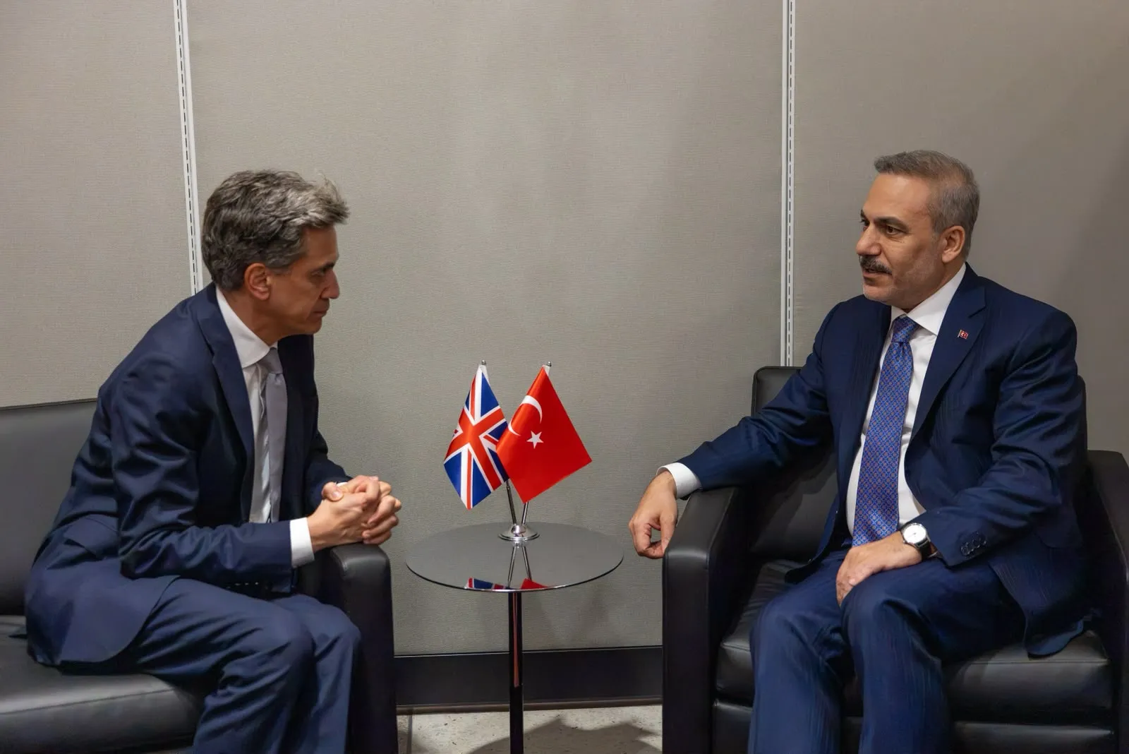 New York'ta Kritik Diplomasi: Fidan ve Miliband'ın Gündeminde Ne Var?