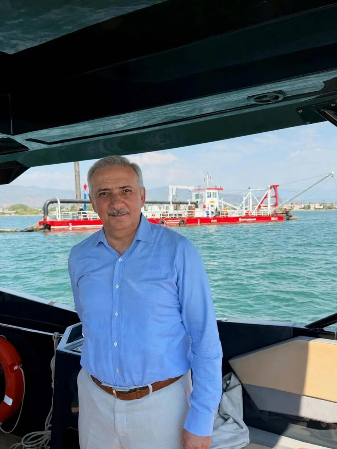 Fethiye Körfezi'nde dev temizlik operasyonu: 16 milyon metreküplük çamur tabakası tarih oluyor