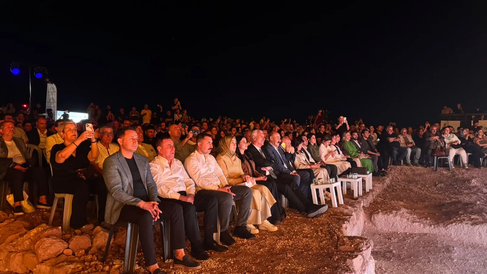 Tarihin derinliklerinde senfonik yankı: Zerzevan Kalesi'nde unutulmaz gece