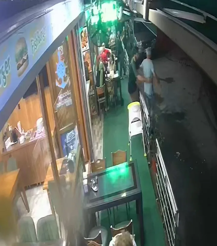 Hopa'da bir balık restoranında saniyelerle yarış: Müşterisinin hayatını kurtardı