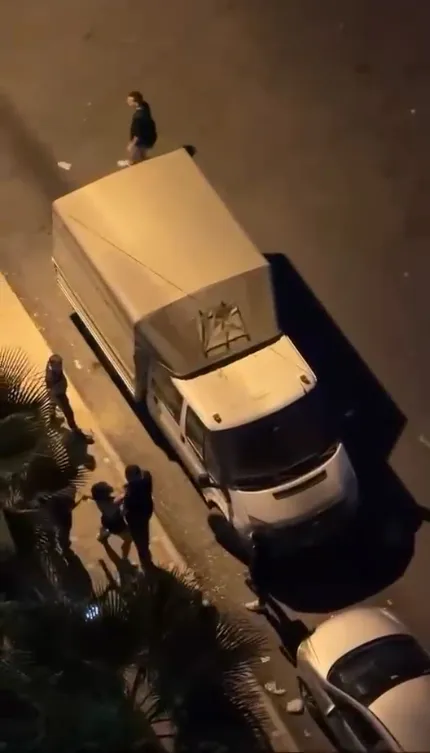 Sümer Mahallesi'nde dehşet anları: Sokak ortasında kadına şiddet kamerada