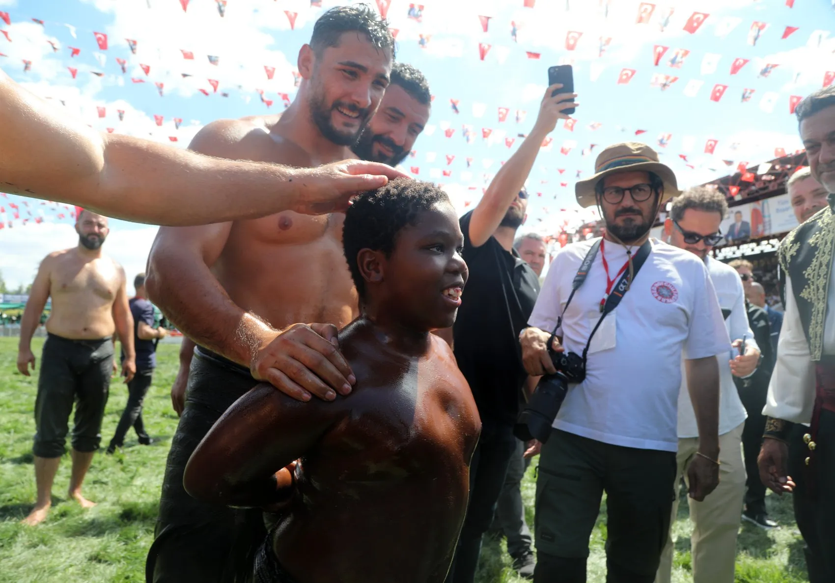 Tanzanya'dan er meydanına uzanan hikaye: 11 yaşındaki Arap Osman'ın Kırkpınar hayali