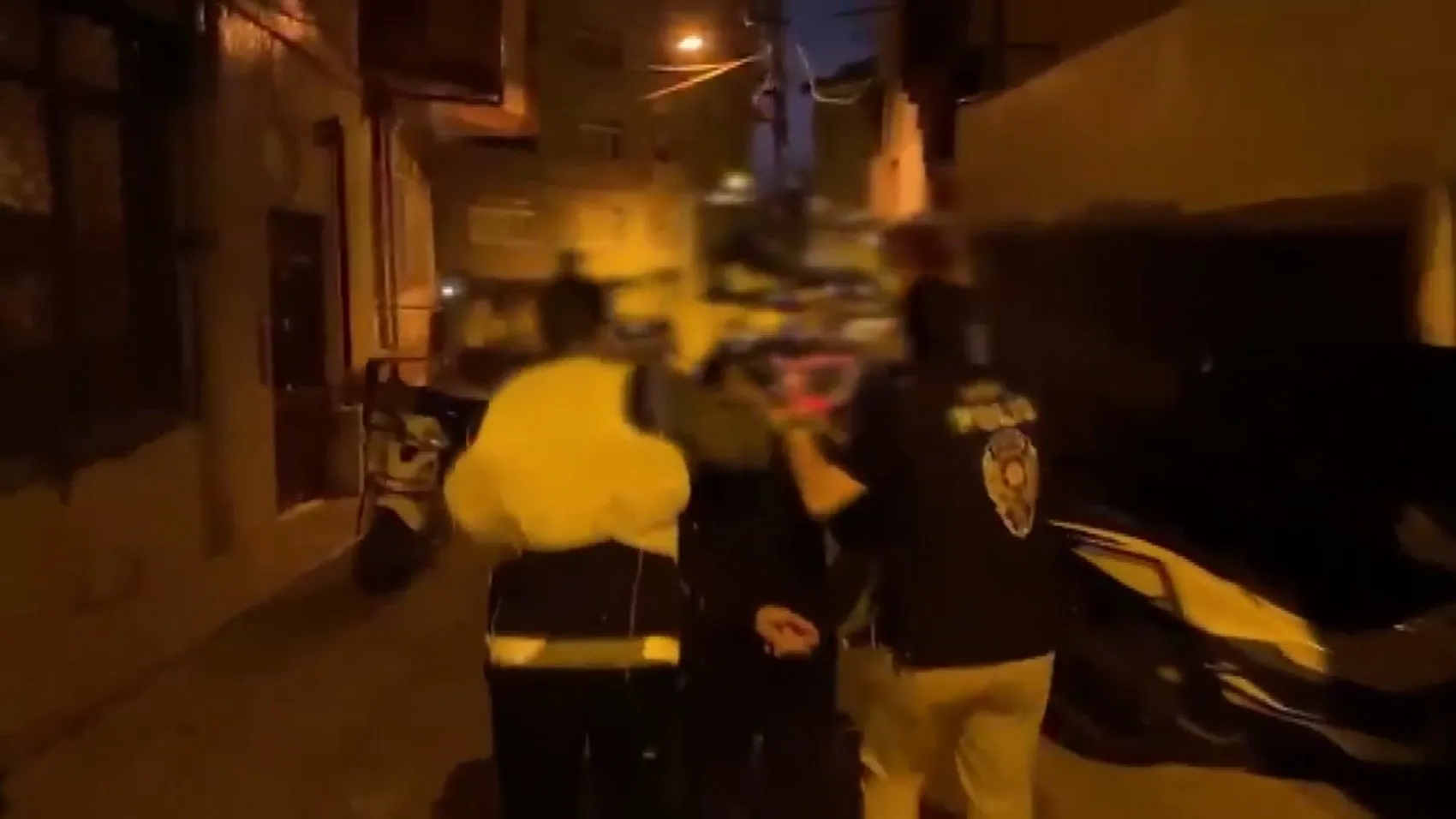 İstanbul'un kalbinde narkotik baskını: Vale noktaları ve iş yerlerine eş zamanlı darbe