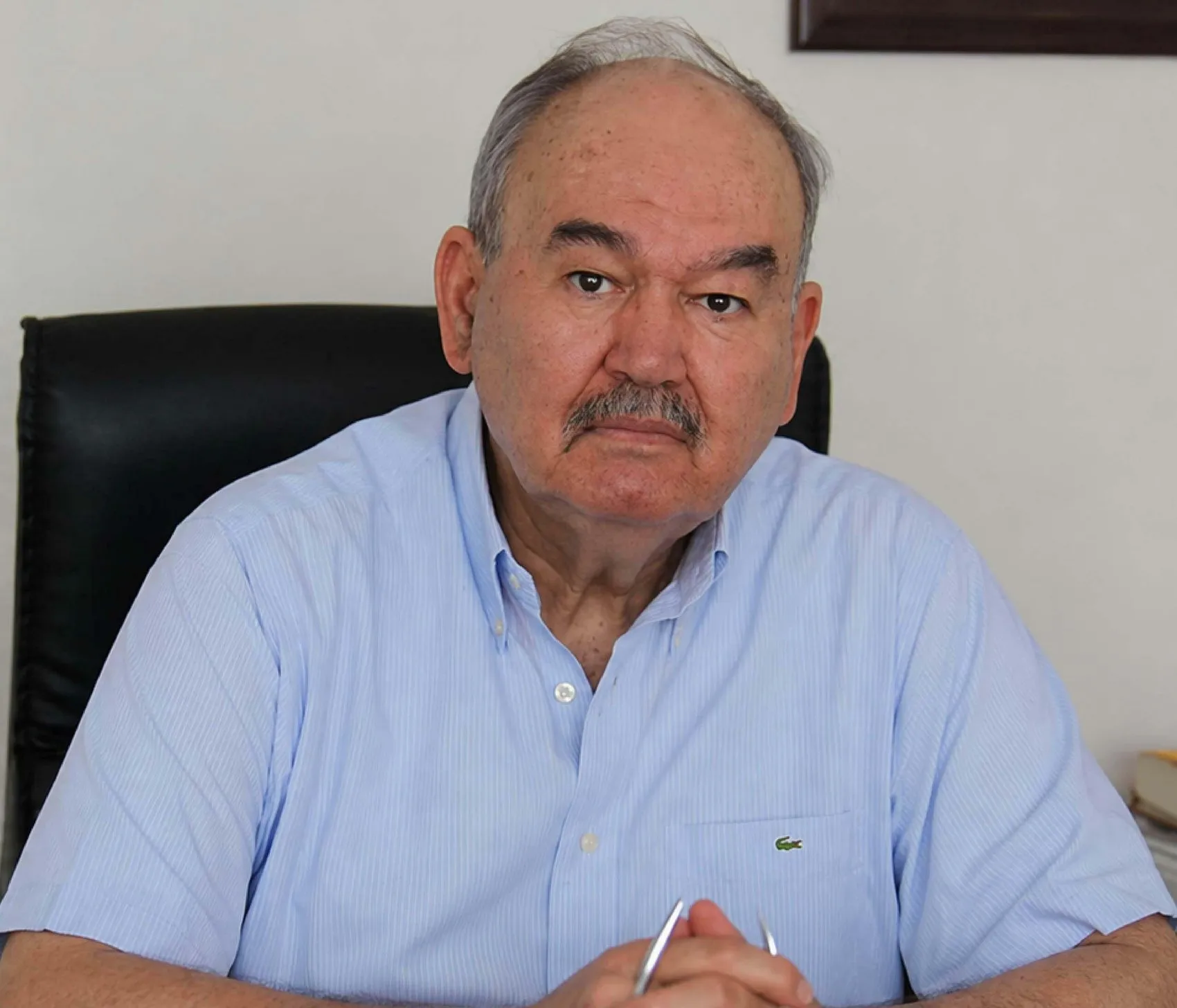 İzmir siyasetinde hüzünlü veda: Burhan Özfatura son yolculuğuna uğurlandı