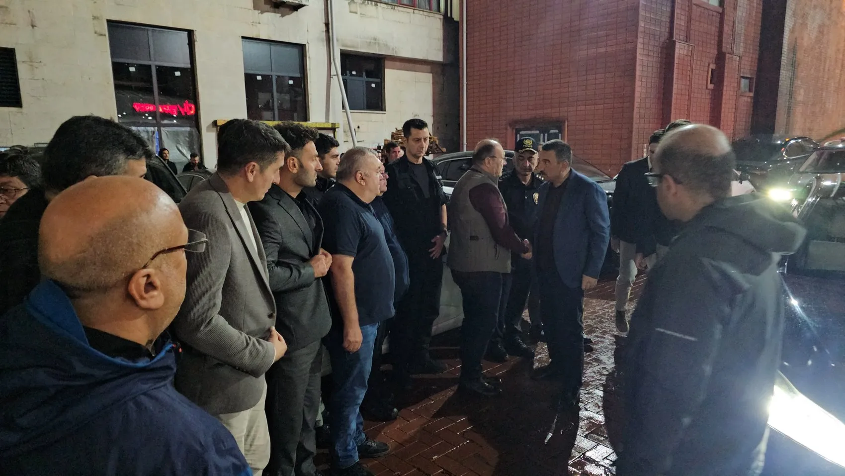 Zonguldak'ta maden ocağında korku dolu anlar: Siloya düşen genç işçi hayata döndürüldü