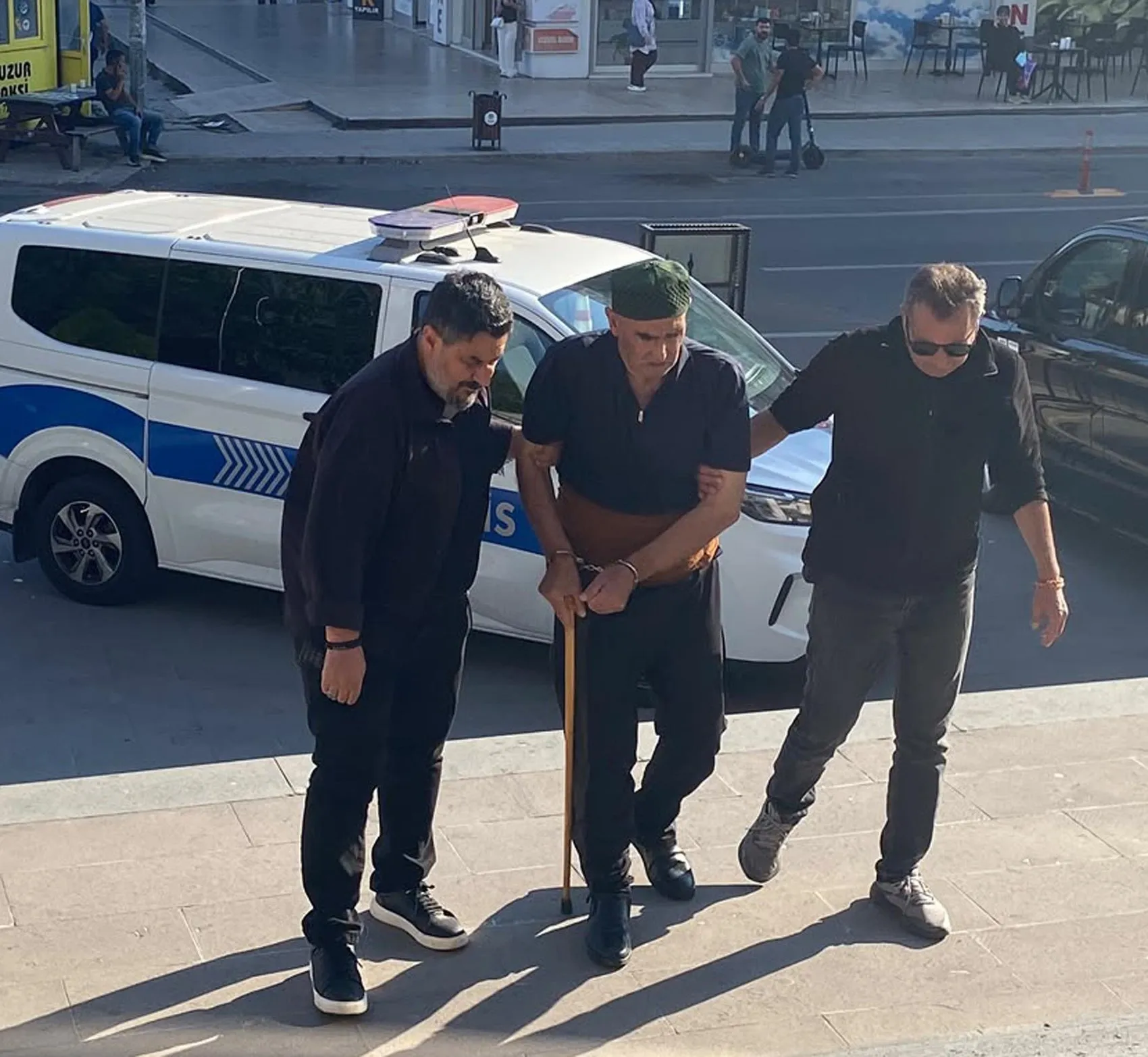 Kapaklı'da dehşet gecesi: Eşini öldürdükten sonra sabaha dek başından ayrılmadı