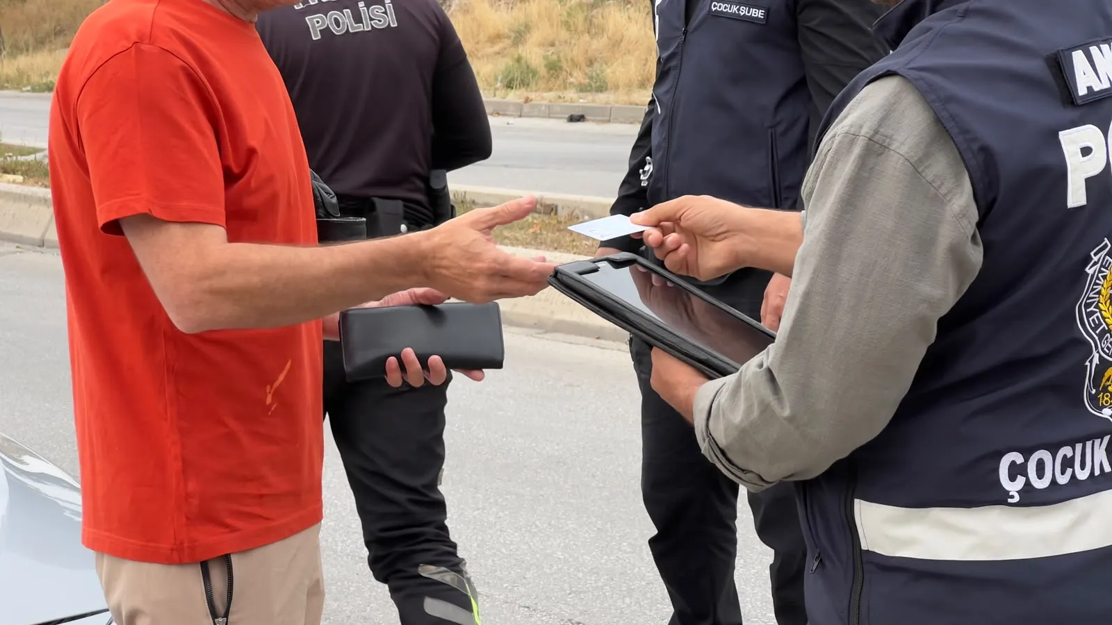 Başkentte eğitim mesaisi: Emniyetten öğrencilere tam koruma kalkanı