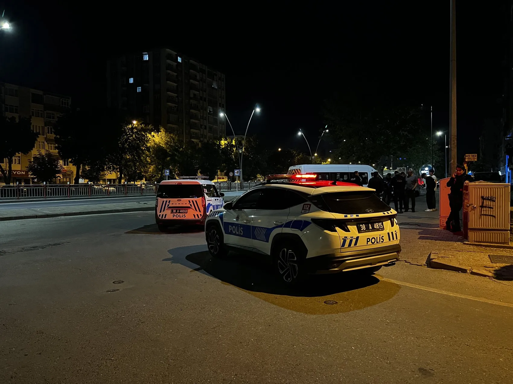 Kocasinan'da gece yarısı dehşeti: Bıçaklı kavgada kan aktı
