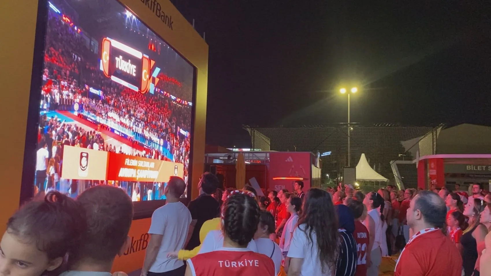 Filenin Sultanları Avrupa'nın Zirvesinde: İstanbul'da Şampiyonluk Coşkusu