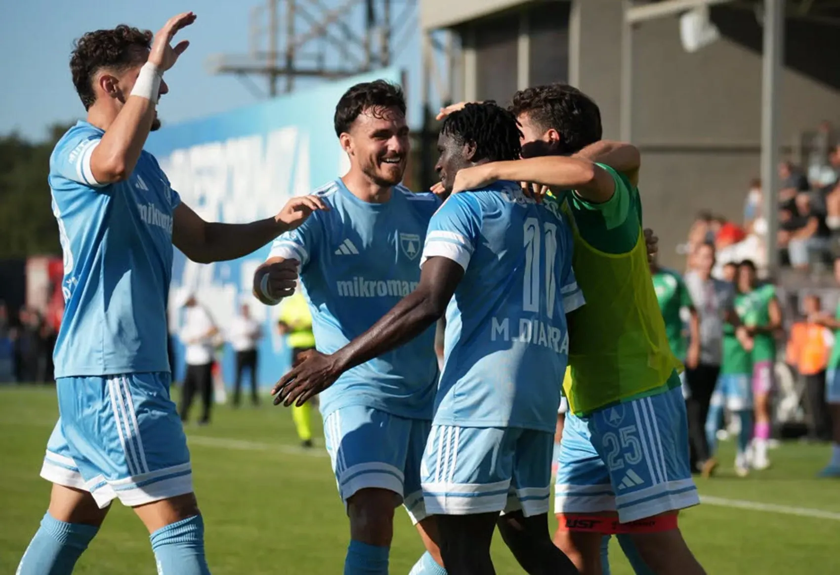 Muğlaspor'da tarihi zafer: Malili yıldızdan gelen golle seri başladı