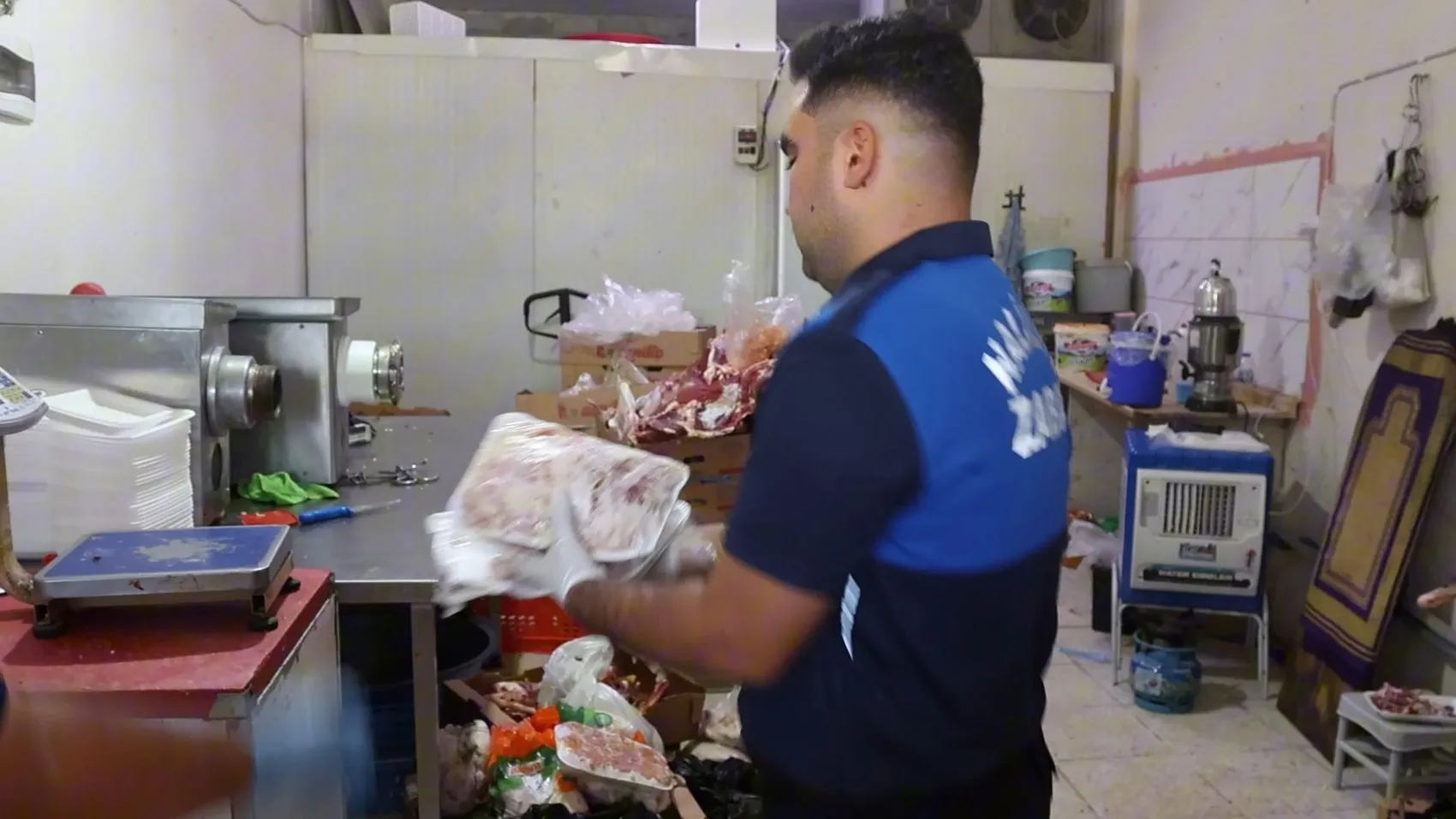 Şanlıurfa'da sofralara uzanan tehlike: Kasapta 315 kilo çürük et yakalandı
