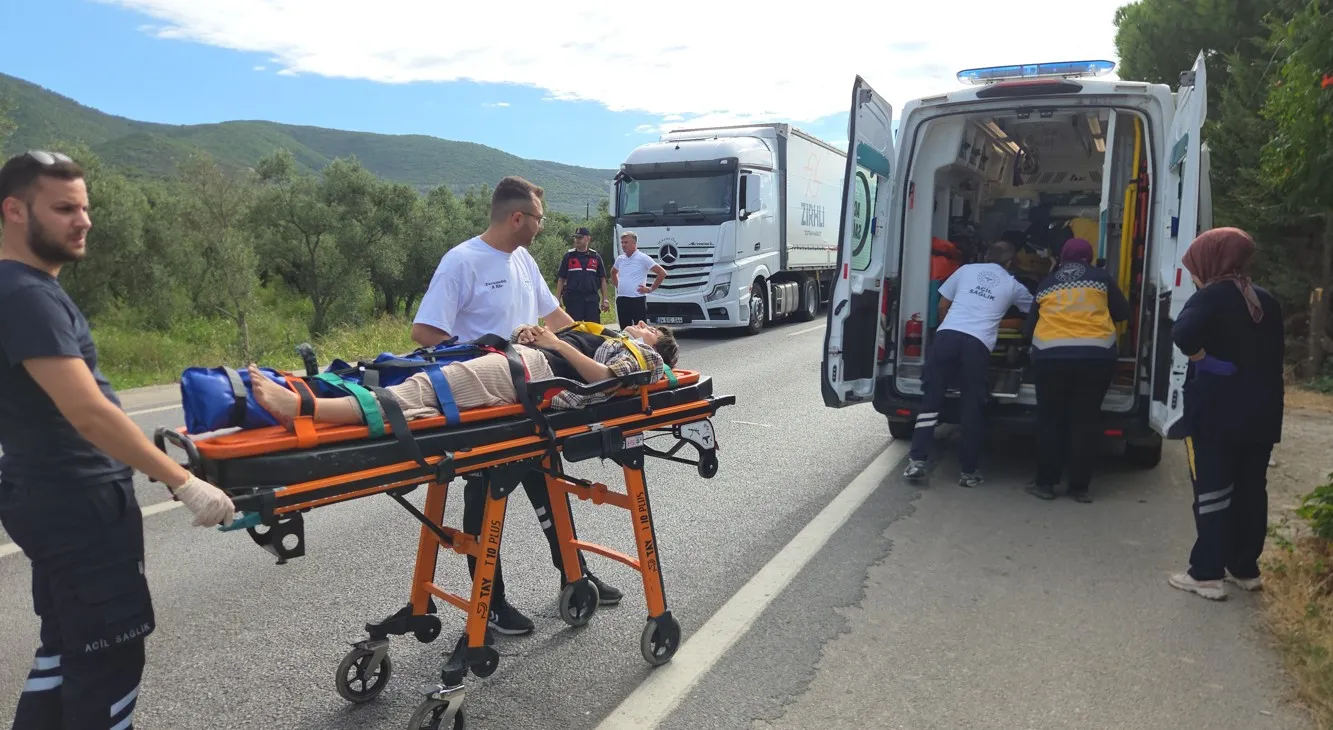Zeytinlikte can pazarı: Alev alan otomobilden acı haber geldi