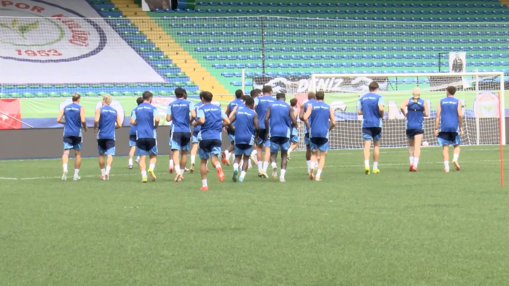 Rizespor'da yeni dönem: Gençleşen kadroyla hedefler büyüyor