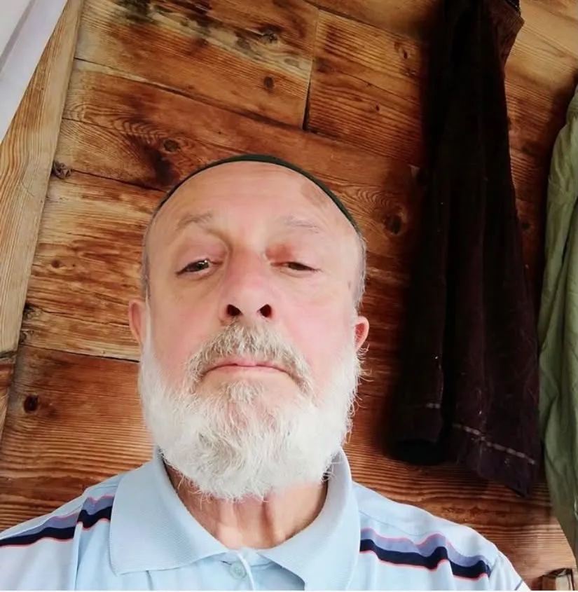 Artvin'de hüzünlü veda: Evinin önünde can verdi