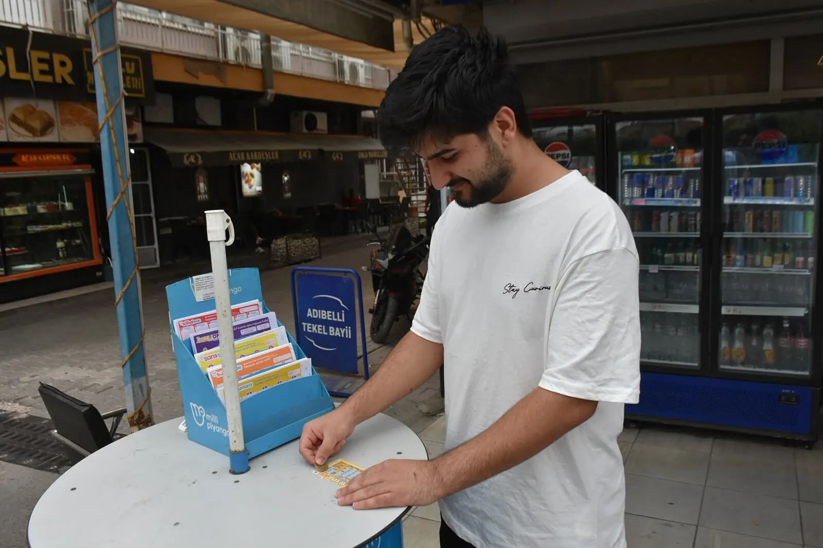 20 bin sandı, hayatı değişti: İzmir'deki o talihli büyük ikramiyeyi nasıl fark etti?