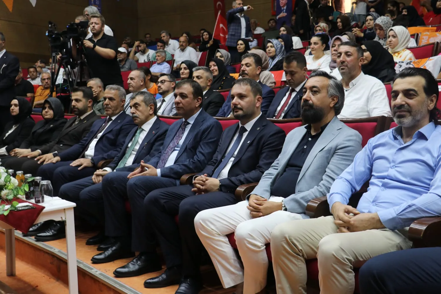 Bakan Tekin'den 'rant çeteleri' uyarısı: Çözüm sürecini sabote etmek isteyenlere dikkat