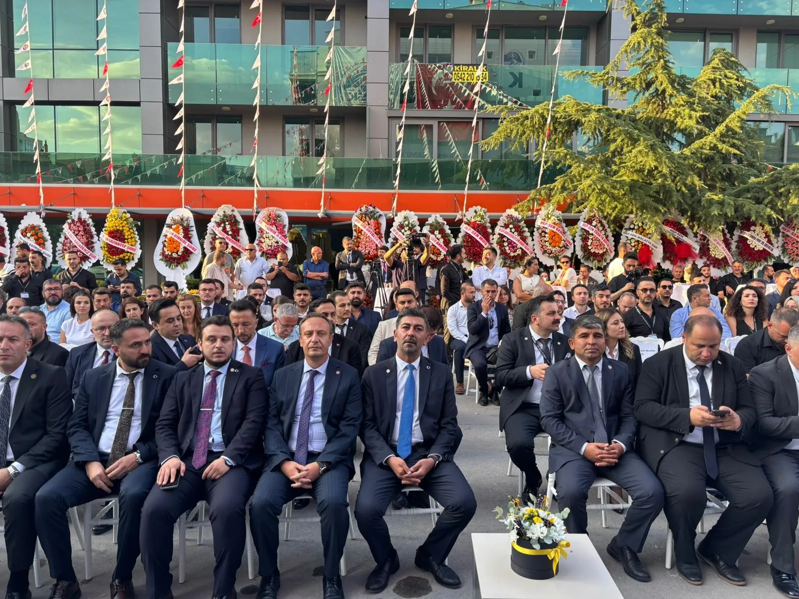 Bağımsız sendikacılıkta yeni dönem: KASK Ankara'da kapılarını açtı