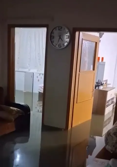 Bursa'da gece yarısı kabusu: Metrekareye düşen 31 kilogram yağış hayatı felç etti