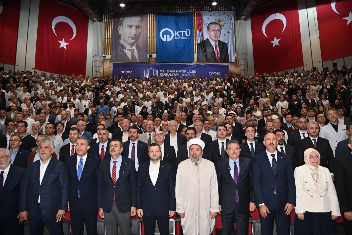 Bakan Tekin'den İmam Hatip vurgusu: Söndürülmek istenen kandil yeniden tutuştu