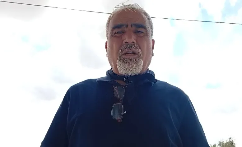 Sivas'ta yarım asırlık okul binası köylülerin omuzlarında yeniden hayat buldu