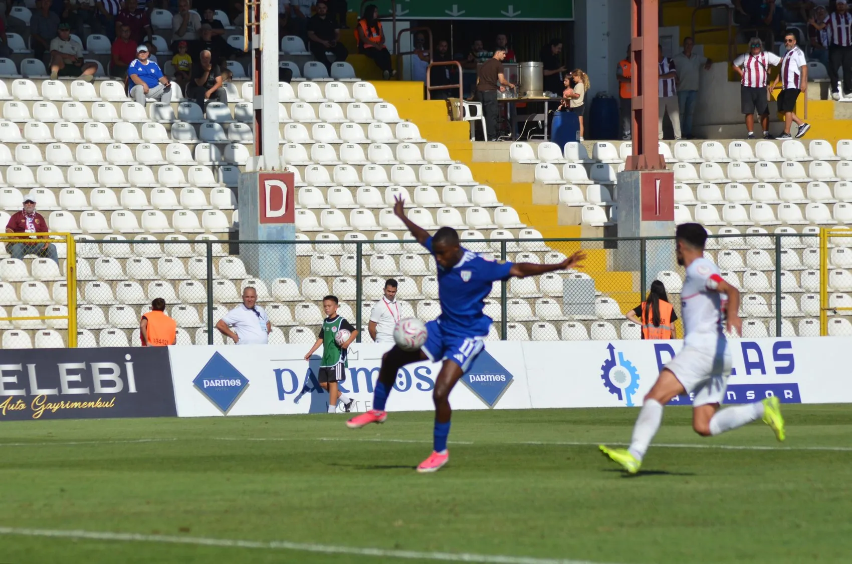 Bandırma'da Gol Şov: Rakibine Nefes Aldırmadı