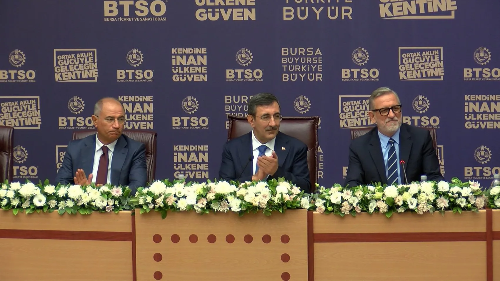 Cevdet Yılmaz'dan ekonomi ve terörle mücadele mesajı: Kaynaklarımızı sömürgecilere değil, halkımıza harcıyoruz