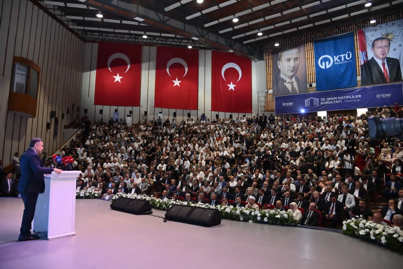 Bakan Tekin'den İmam Hatip vurgusu: Söndürülmek istenen kandil yeniden tutuştu