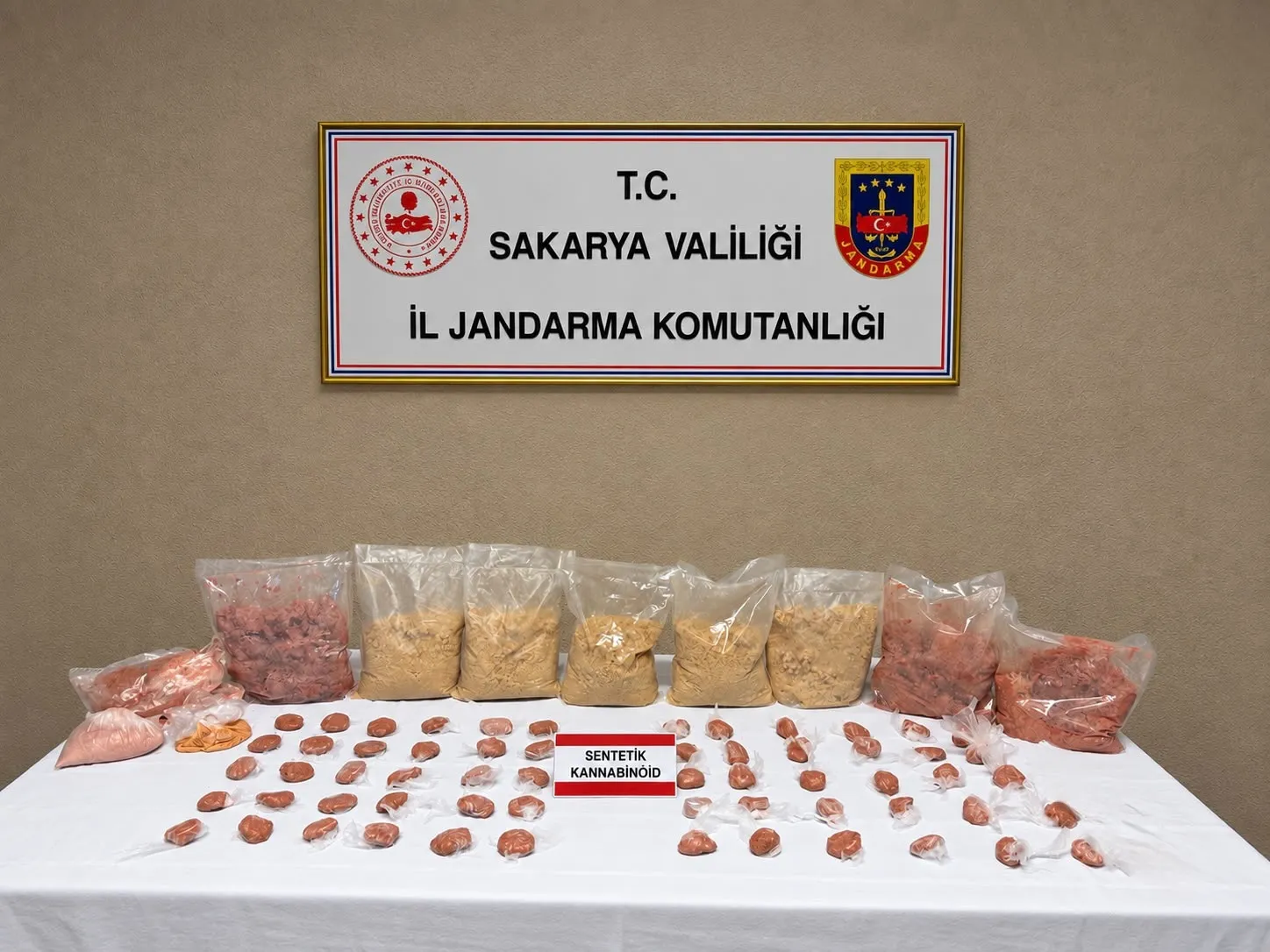 Serdivan'da zehir tacirlerine jandarma darbesi: Tonlarca değil ama etkisi büyük