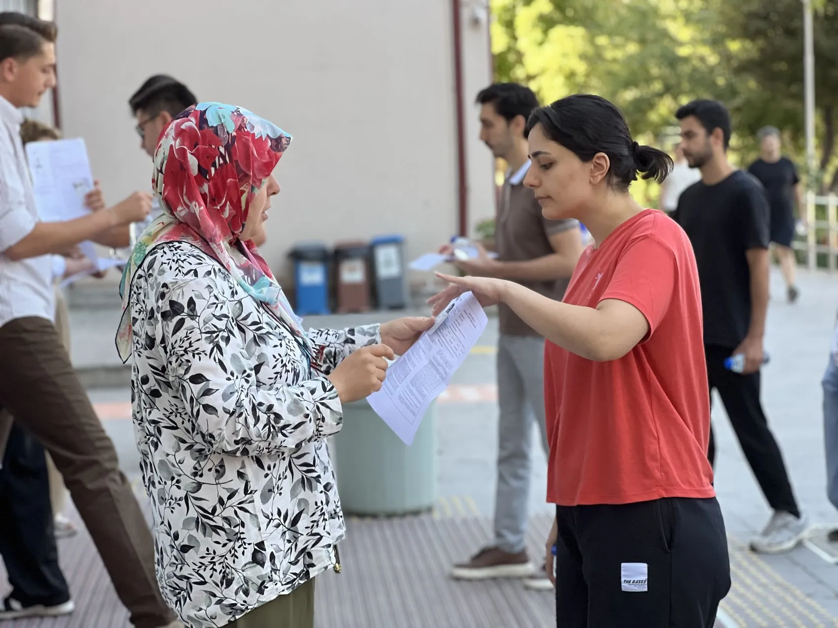 Başkentte KPSS maratonu: Binlerce aday memurluk hayali için ter döktü