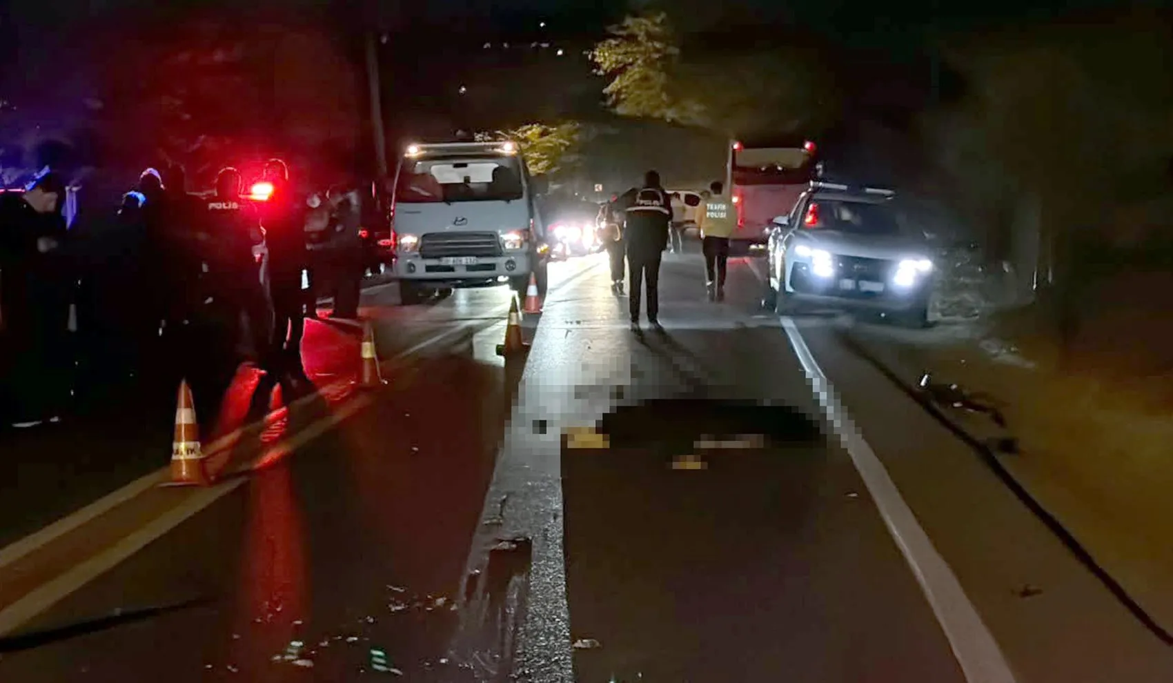 Çorlu'da gece yarısı acı kaza: 19 yaşındaki genç motosiklet sürücüsü hayatını kaybetti