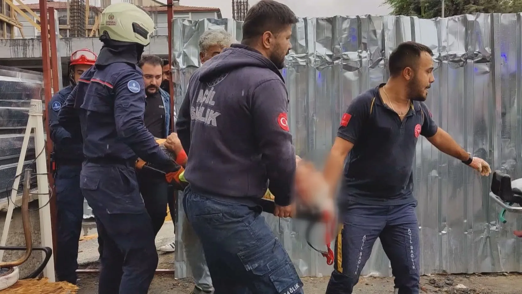 Fatih'te inşaat sahasında korkunç kaza: Bir anlık dikkatsizlik ağır sonuçlandı