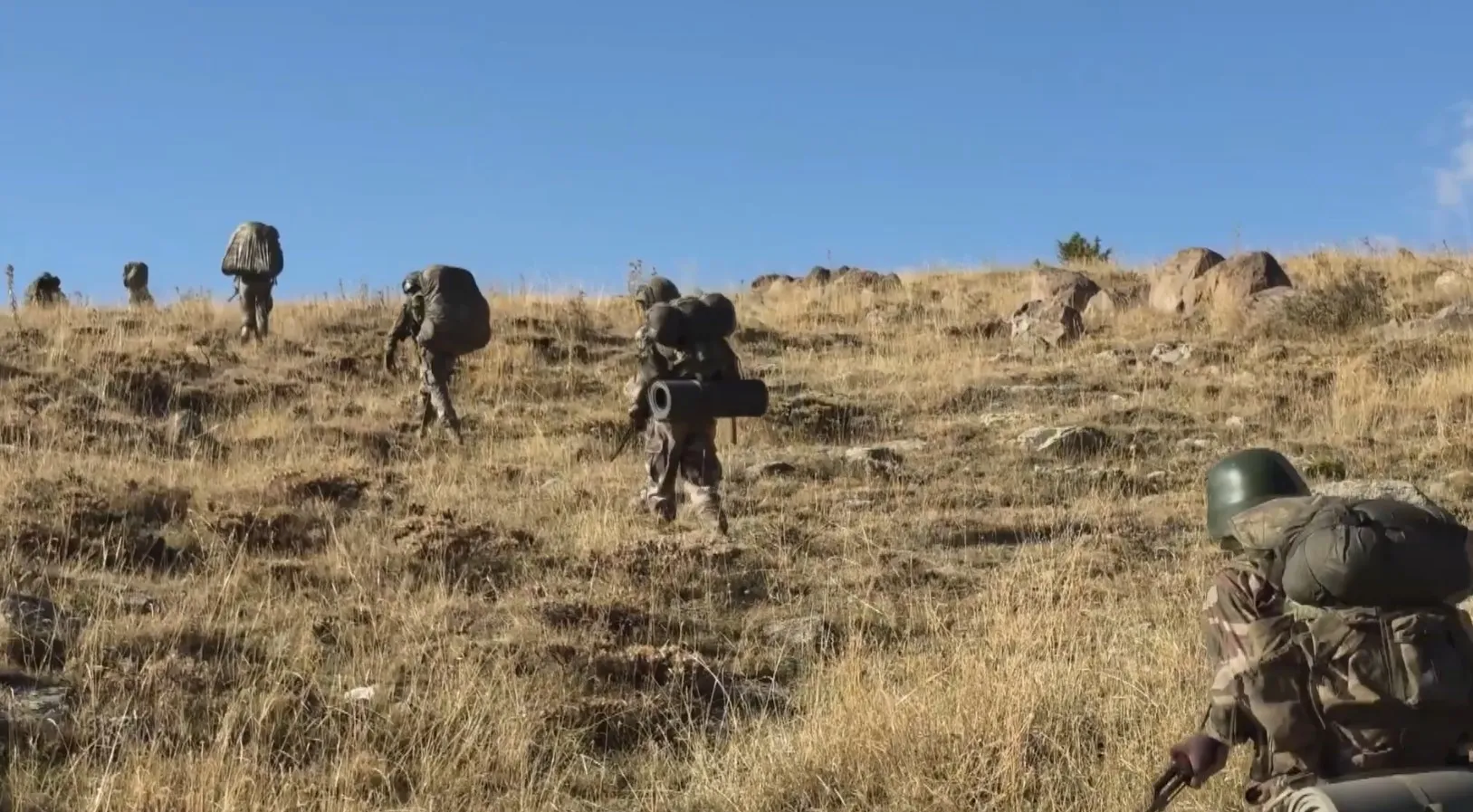 Erciyes'in zirvesinde omuz omuza: Türk komandoları ve Somalili askerlerden ortak eğitim