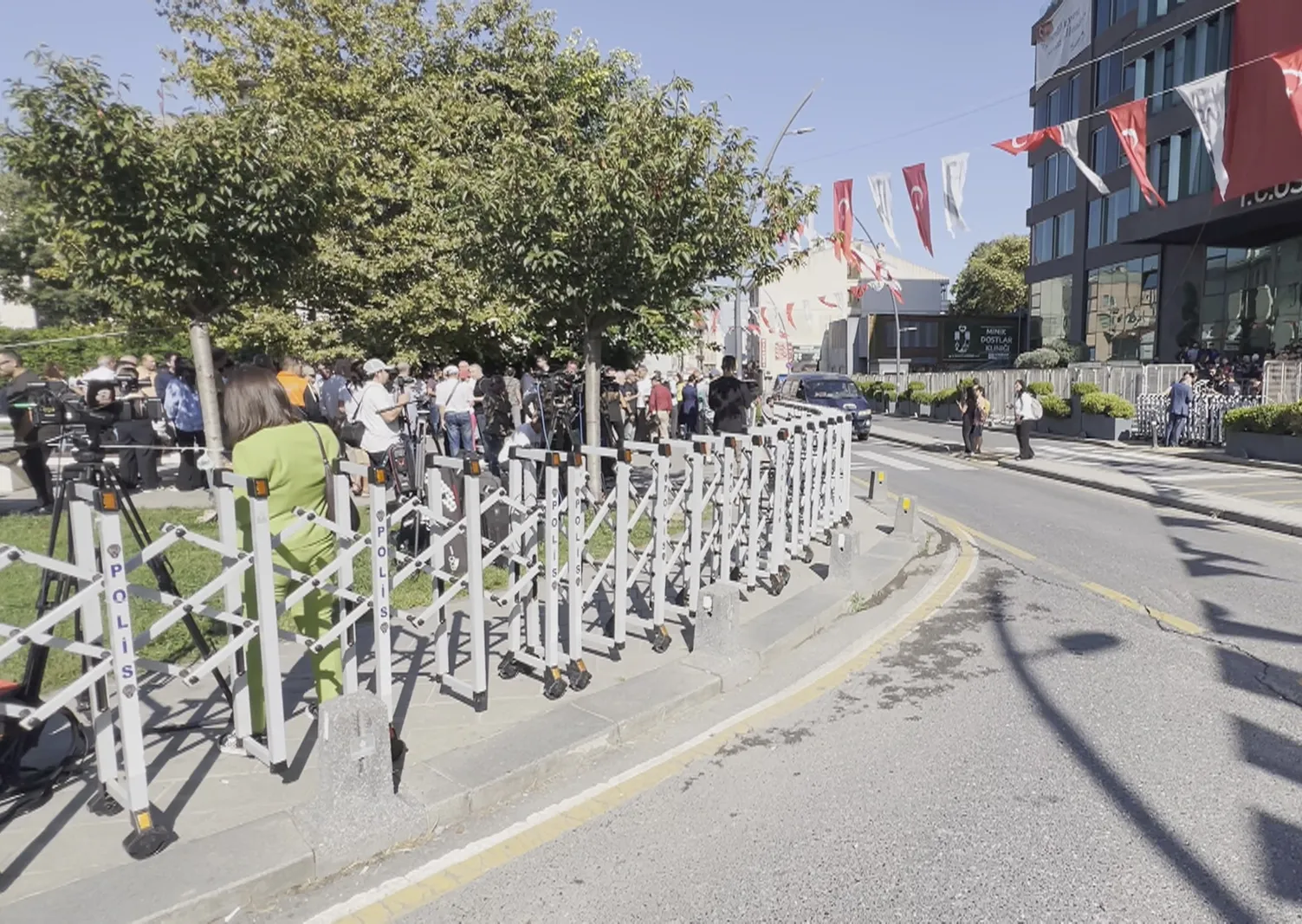 Üsküdar'da kritik gün: İptal edilen başkanvekilliği seçimi için sandık yeniden kuruldu