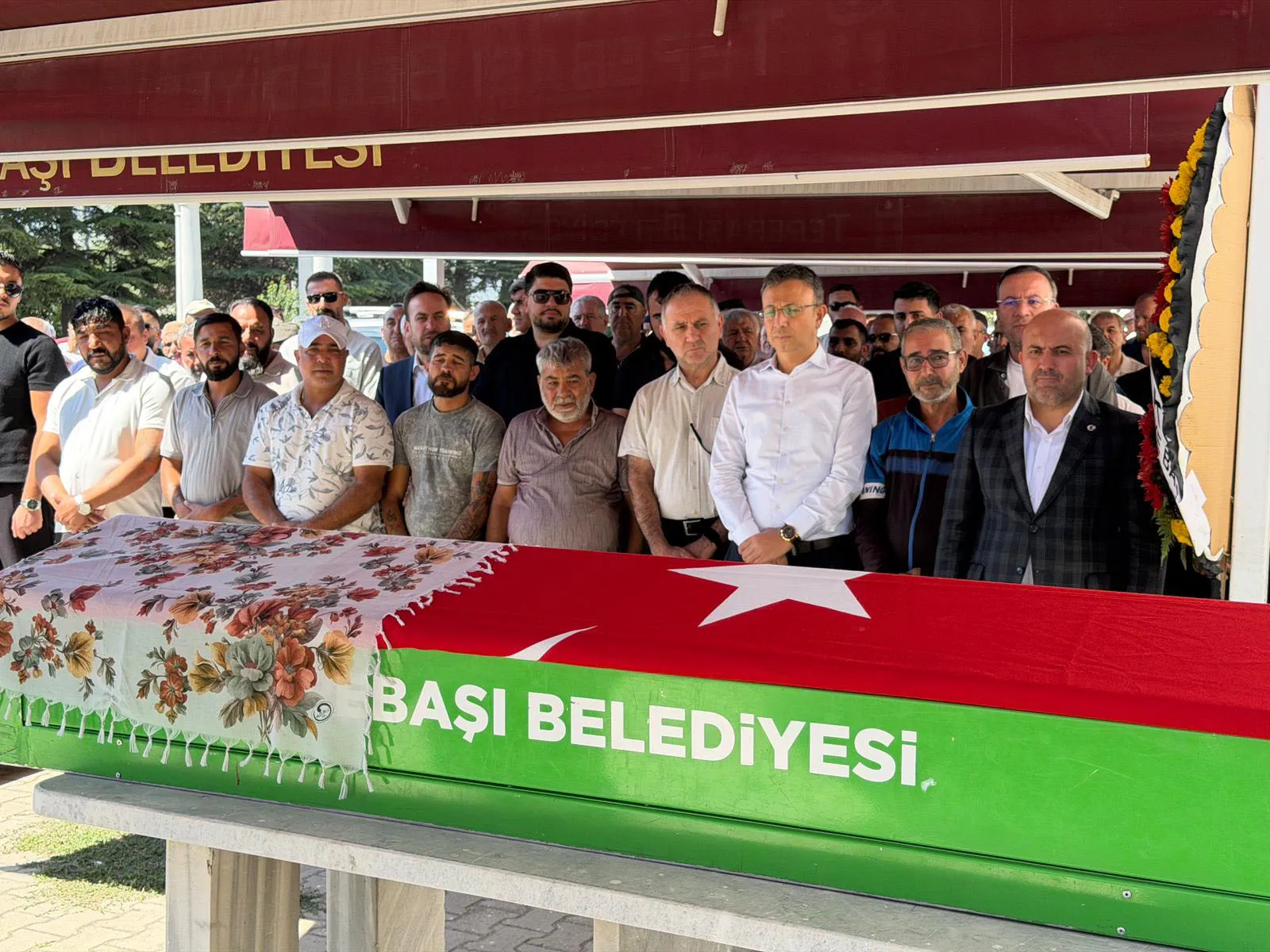 Girne açıklarındaki faciada hayatını kaybeden Elmas Demir Eskişehir'de son yolculuğuna uğurlandı