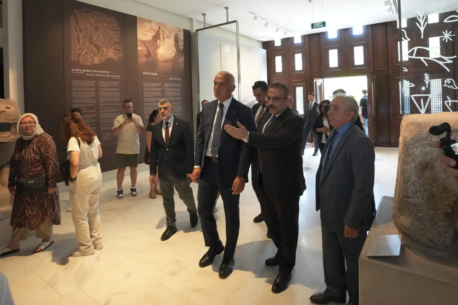 İstanbul Arkeoloji Müzeleri'nde devrim niteliğinde restorasyon: 54 bin çini tek tek elden geçirildi