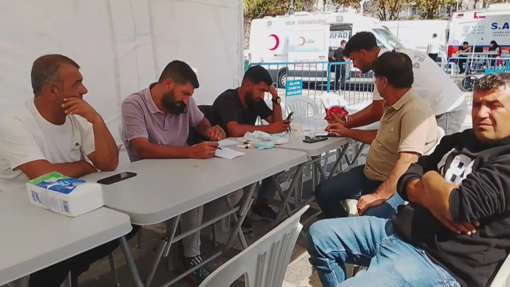 Silivri açıklarında zamana karşı yarış: Batan geminin mürettebatı için umutlu bekleyiş 14. gününde