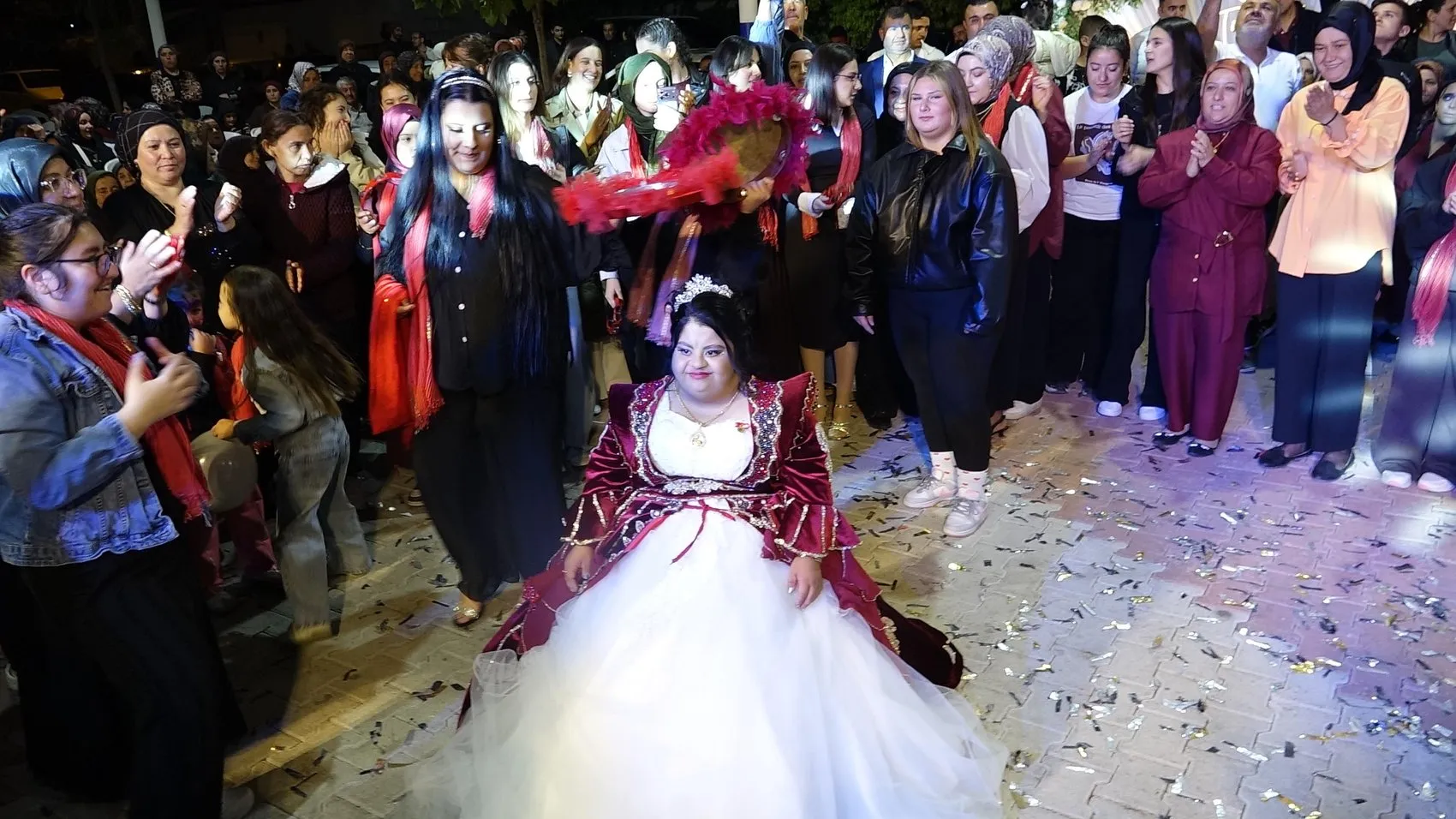 Burdur'da masalsı bir gün: Elif'in gelinlik hayali gerçek oldu