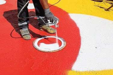 Bağcılar'da okul bahçeleri çocukların neşeli kahkahalarıyla şenlenmeye hazırlanıyor